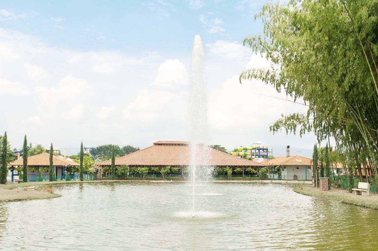 Hotel Campestre Tardes Calenas Yumbo Exterior photo