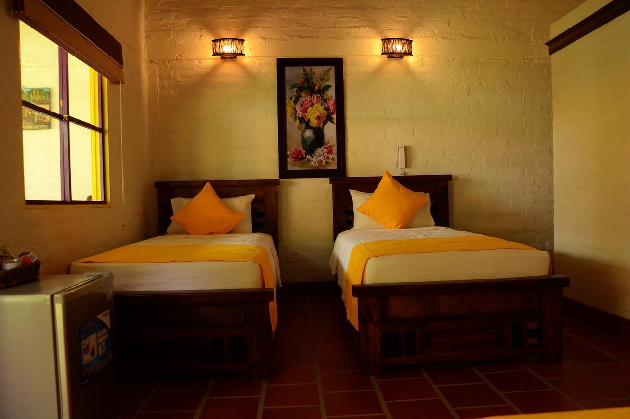 Hotel Campestre Tardes Calenas Yumbo Exterior photo