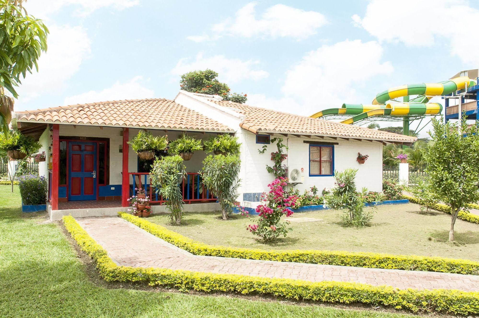 Hotel Campestre Tardes Calenas Yumbo Exterior photo
