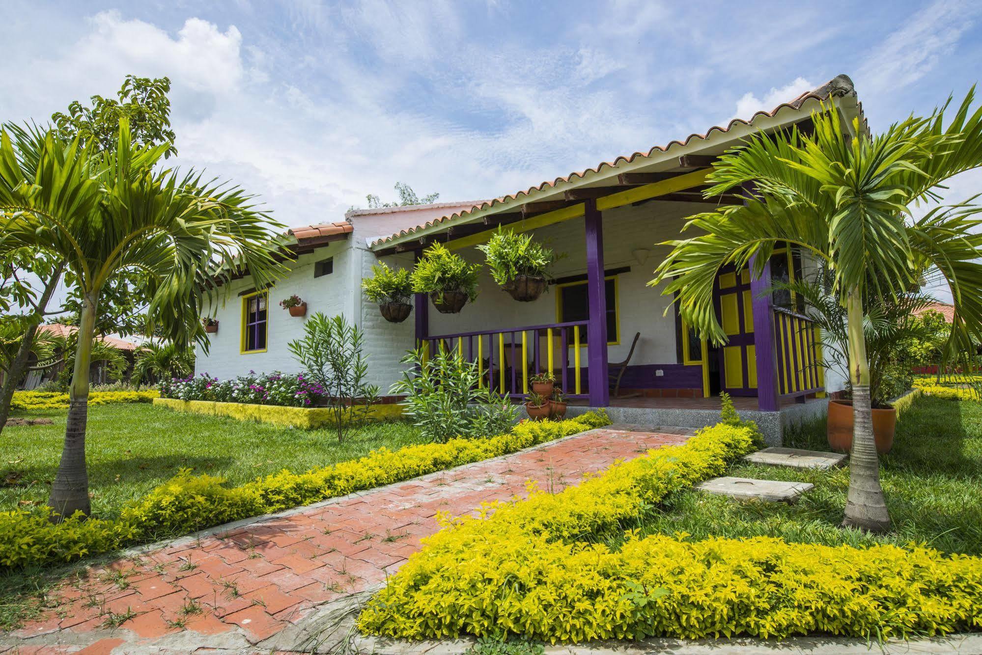 Hotel Campestre Tardes Calenas Yumbo Exterior photo