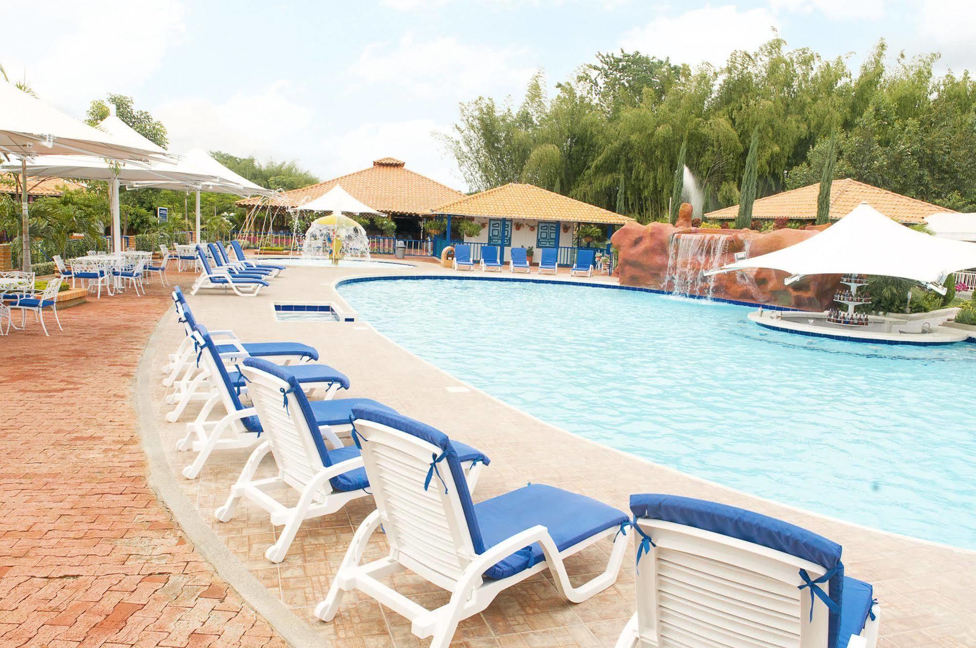 Hotel Campestre Tardes Calenas Yumbo Exterior photo