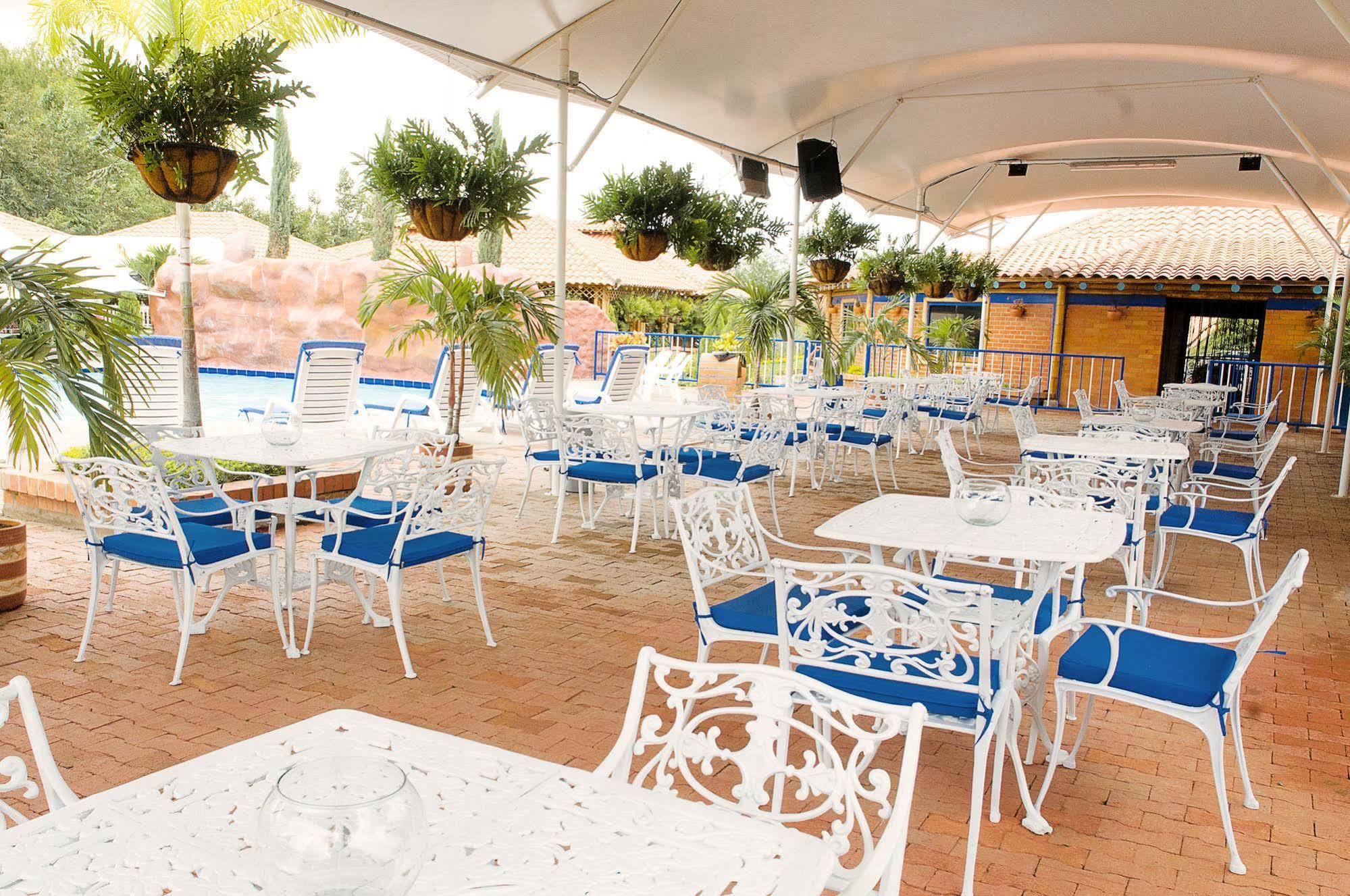 Hotel Campestre Tardes Calenas Yumbo Exterior photo